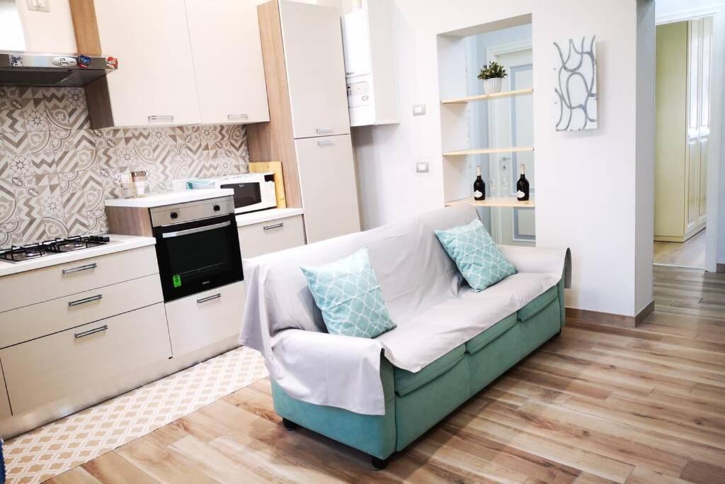Delizioso Appartamento Cosy Ristrutturato Parma Exterior photo